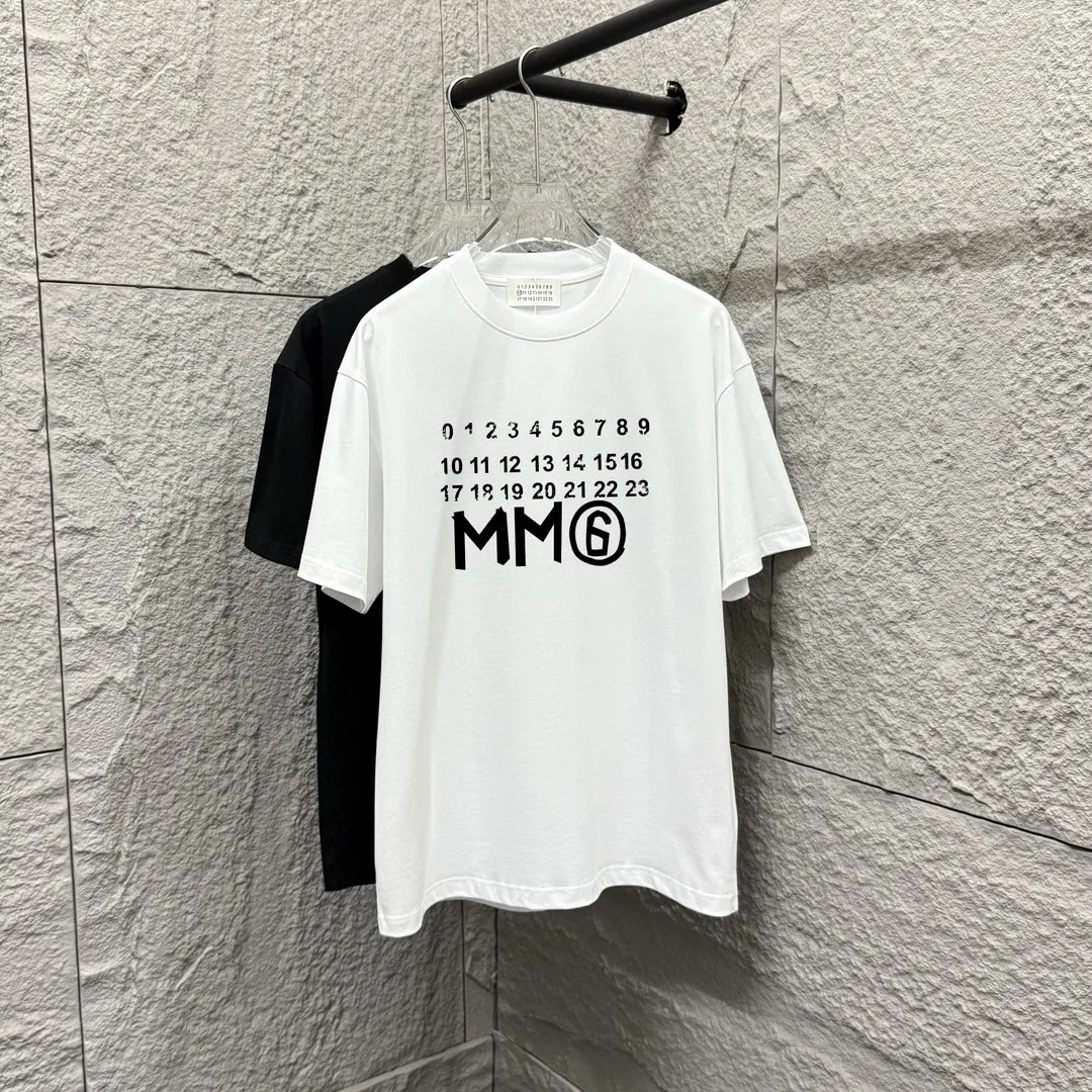 MM 6 * 2025 New Arrival mm 6 Classic T Same Style ：White Black Size： S （90-130 ） M （120-150 ） L （140-165 ） XL （160-180 ） XXL （180-210 ）